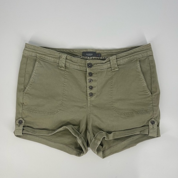 Torrid Women's Olive Green Shorts (B33#3) - Picture 1 of 5